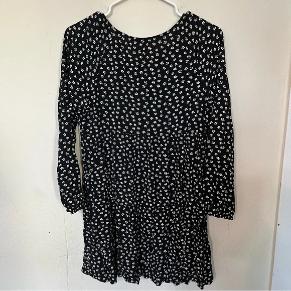 American Eagle Outfitters Black and White Flowy Long Sleeve Mini Dress Sz Small - Picture 2 of 7